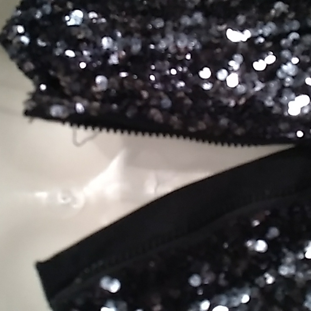 Cache Top Sequins - image 7